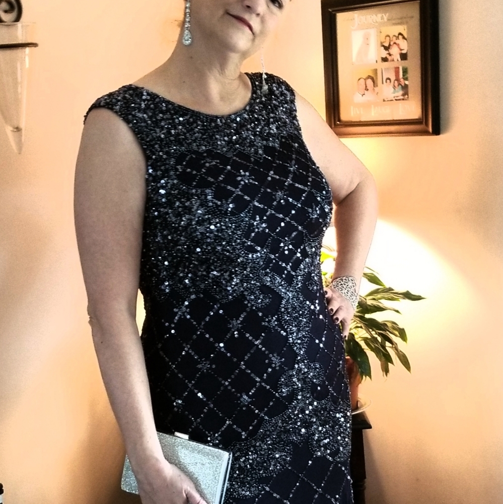 🌹Adrianna Papell Evening Gown